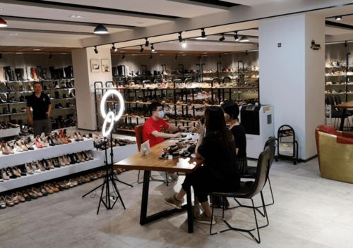 稅收大數據看外貿企業發展 加速重心轉換 出口轉內銷企穩回暖